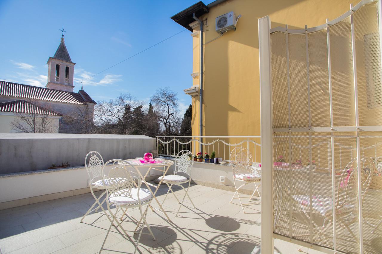 Shabby Chic Apartments Шибеник Экстерьер фото