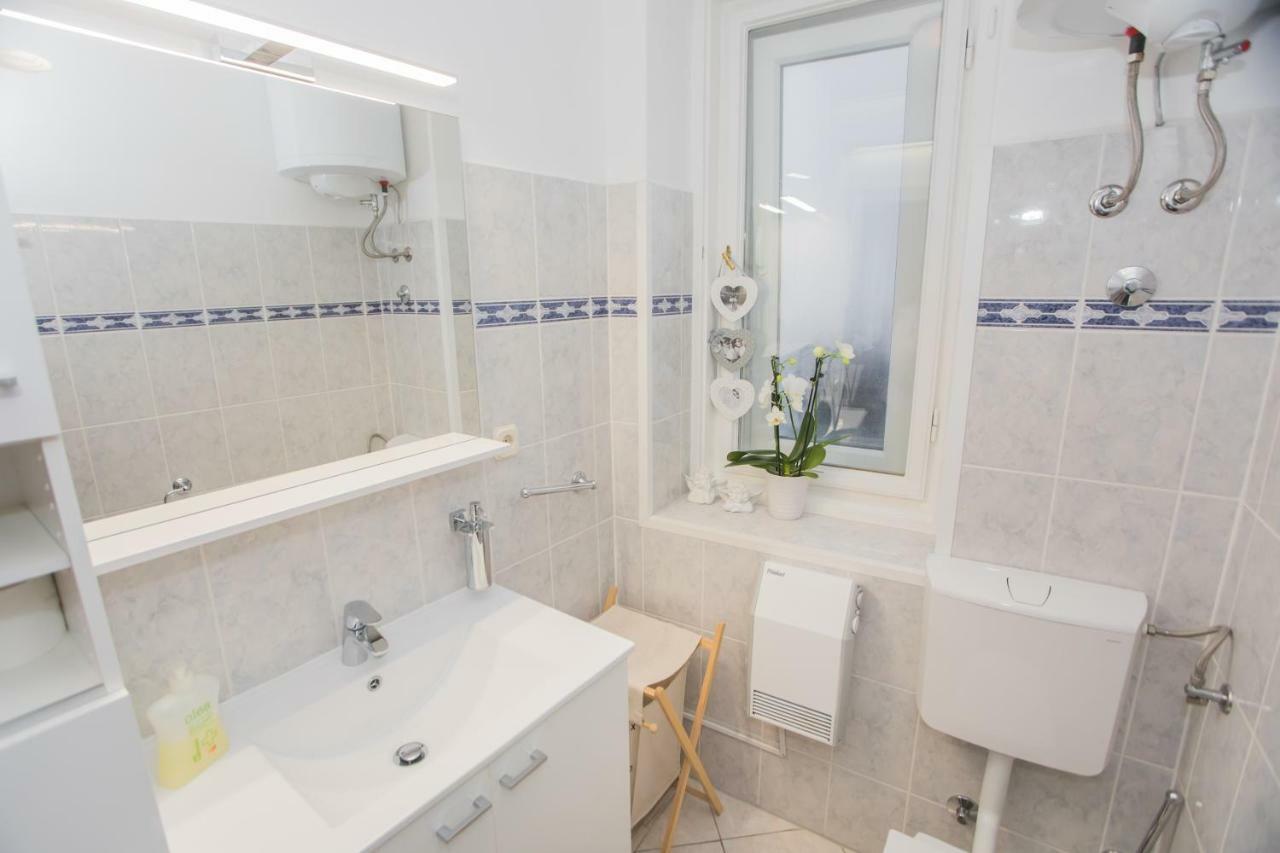 Shabby Chic Apartments Шибеник Экстерьер фото